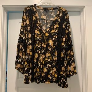LIGHTLY WORN American Eagle Peasant Top